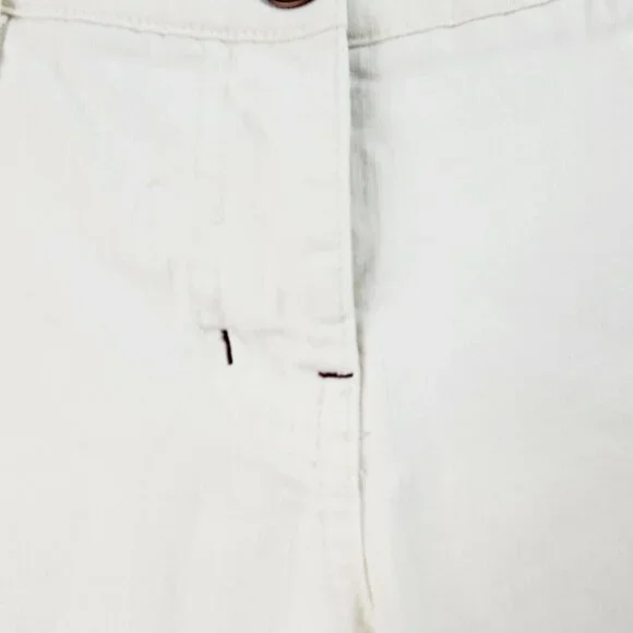 Louie Women's White Straight Leg Jeans Mid Rise Size 4 EUC - Picture 4 of 10